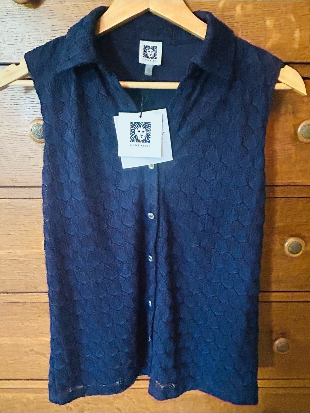 NWT-Anne Klein Navy Lace Sleeveless Button-Down Blouse